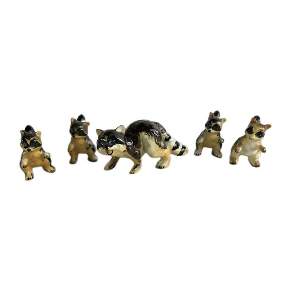 5 Vintage 1950s Shiken JAPAN Bone China RACOON Family MINIATURE Animal FIGURES - Picture 1 of 7